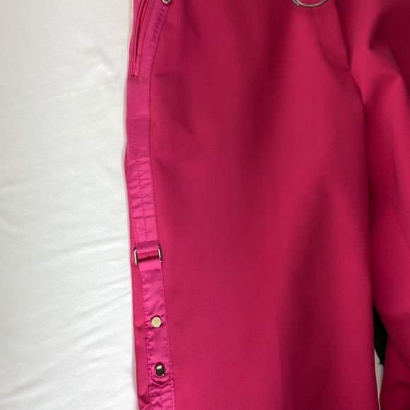 Life Line Capris - Picture 5 of 6